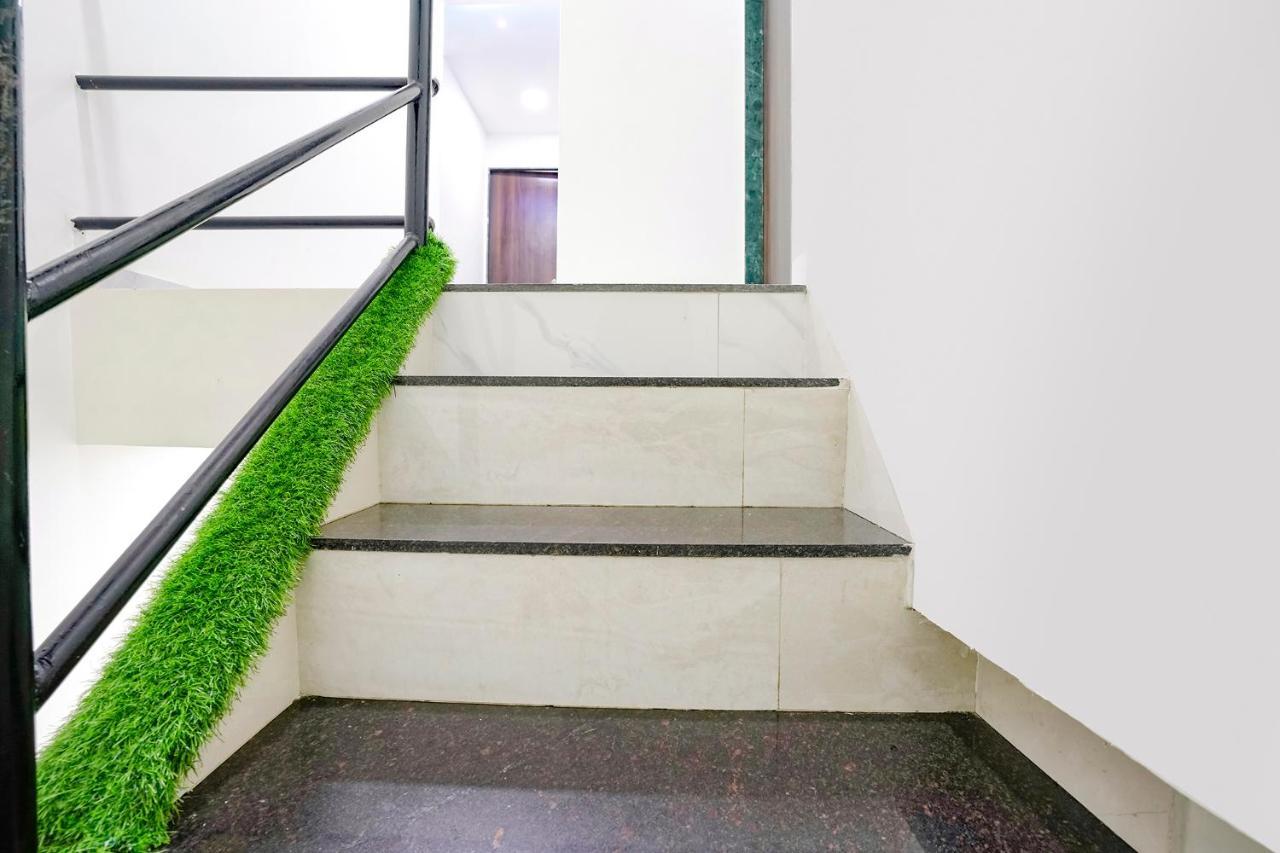 Fabexpress Bhau Residency - Nr Mumbai International Airport Hotel Bagian luar foto